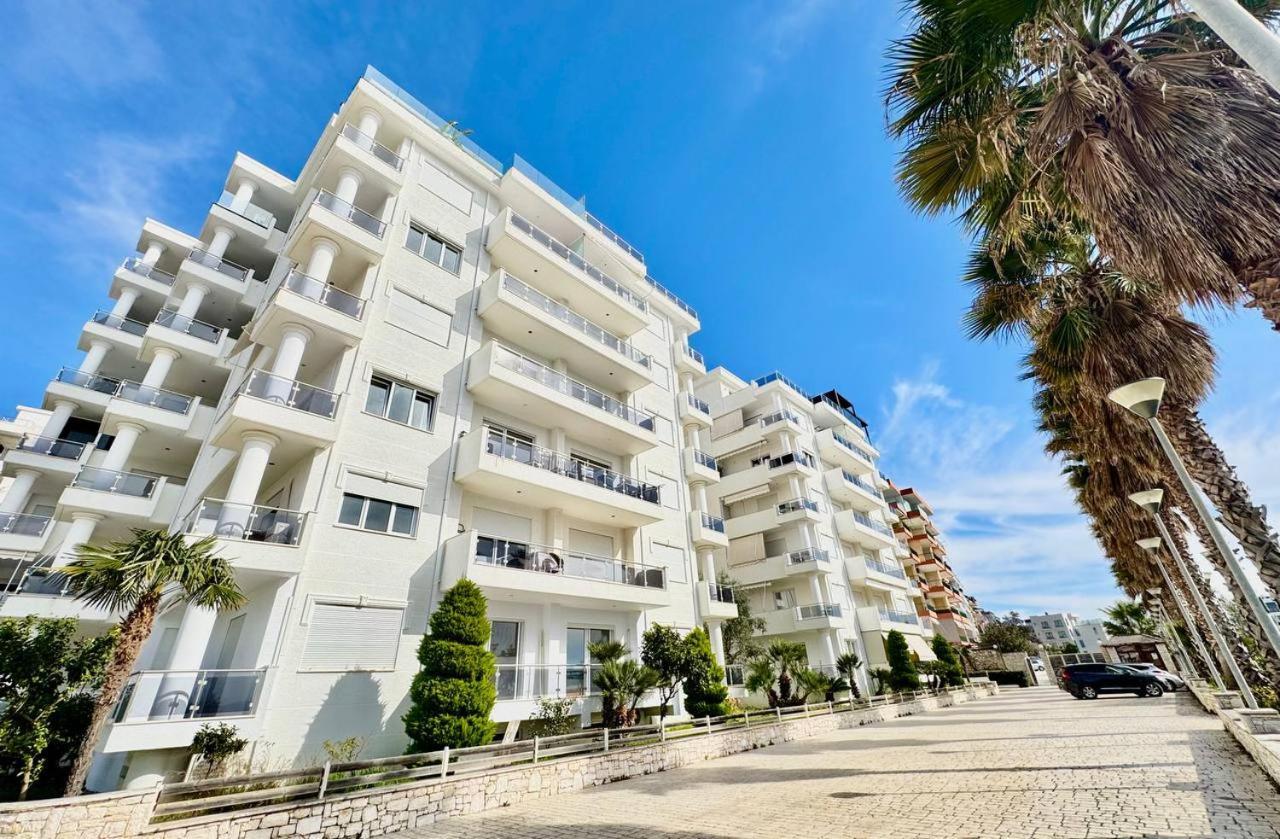 White Sea View Residence Saranda Dış mekan fotoğraf